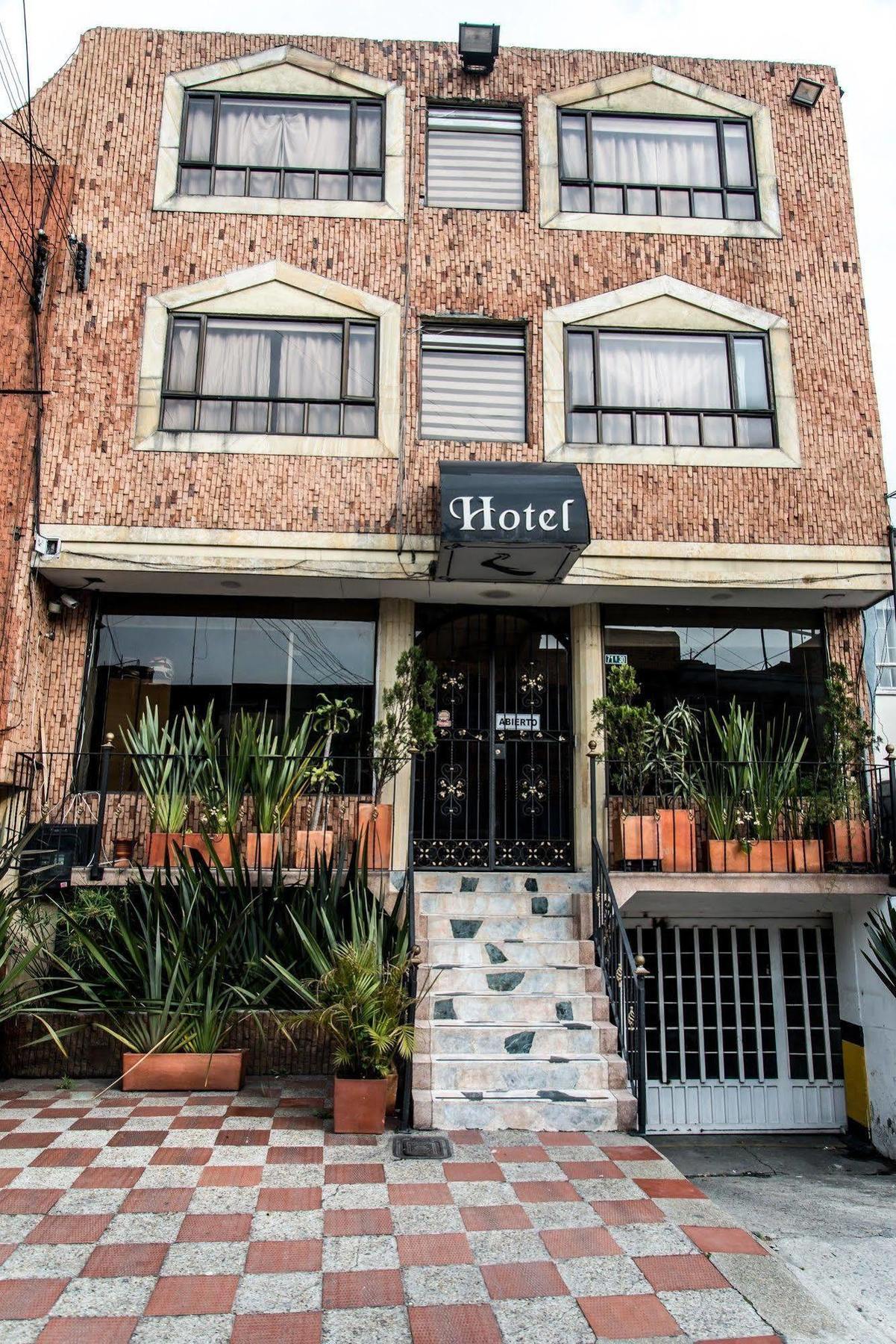 Hotel Fenix Real ボゴタ エクステリア 写真